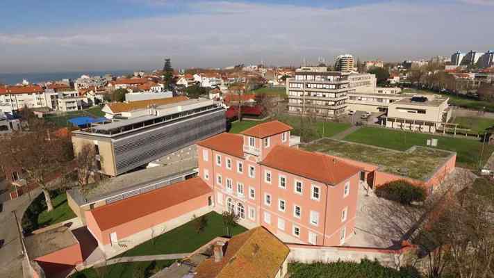 Católica Porto analisa relações complexas entre Direito e Robótica